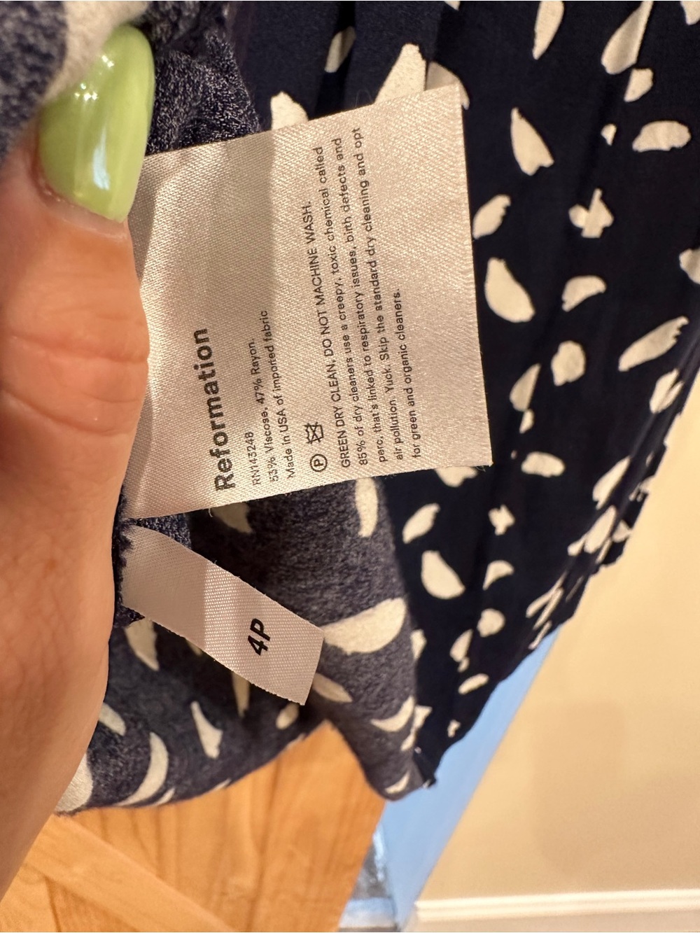 Reformation Zippy Dress Navy White Abstract Print Puff Sleeve Midi Dress Size 4P - Picture 9 of 16